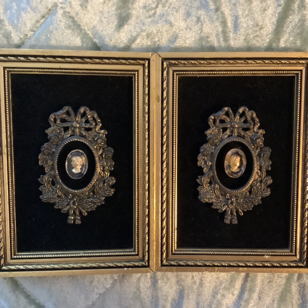 Vintage E.A. RIBA CO. INC. Cameos